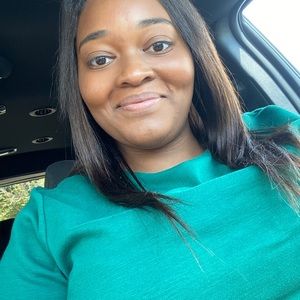 Meet your Posher, Janai